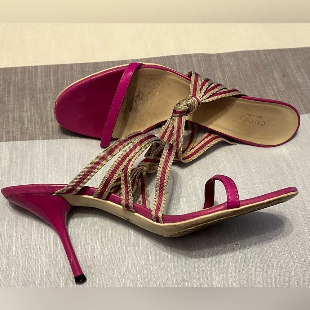 Gucci Raspberry strappy heels